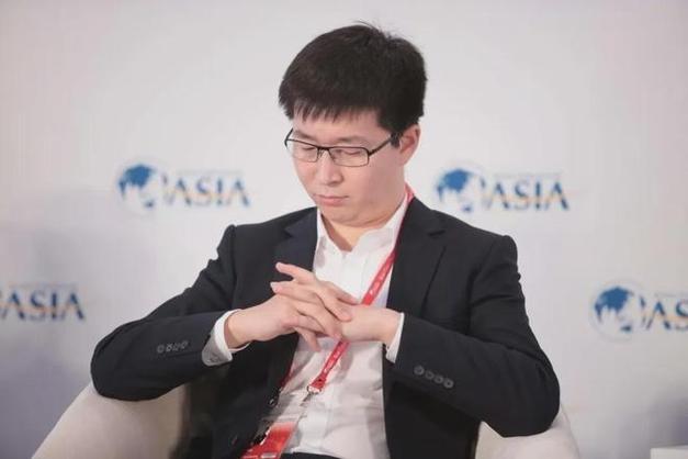 戴威个人简介