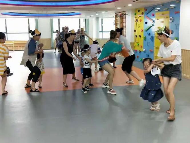 水果碰碰碰幼儿园舞蹈