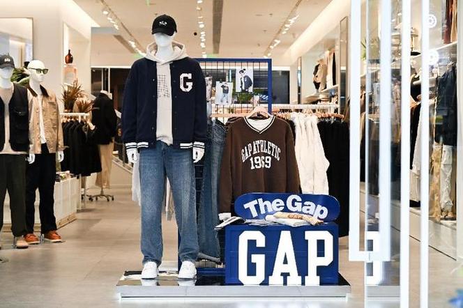 gap旗舰店截图2