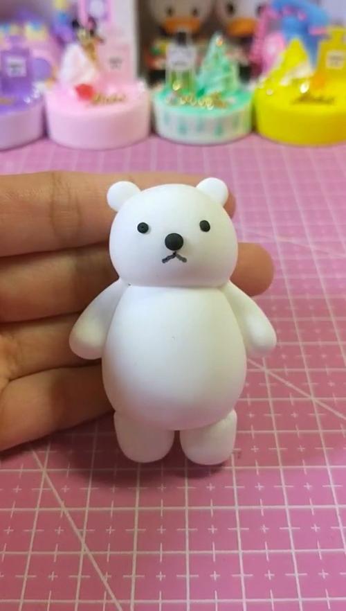 超轻粘土用什么粘牢固