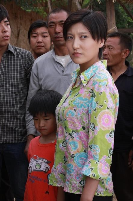 一乡之长的演员