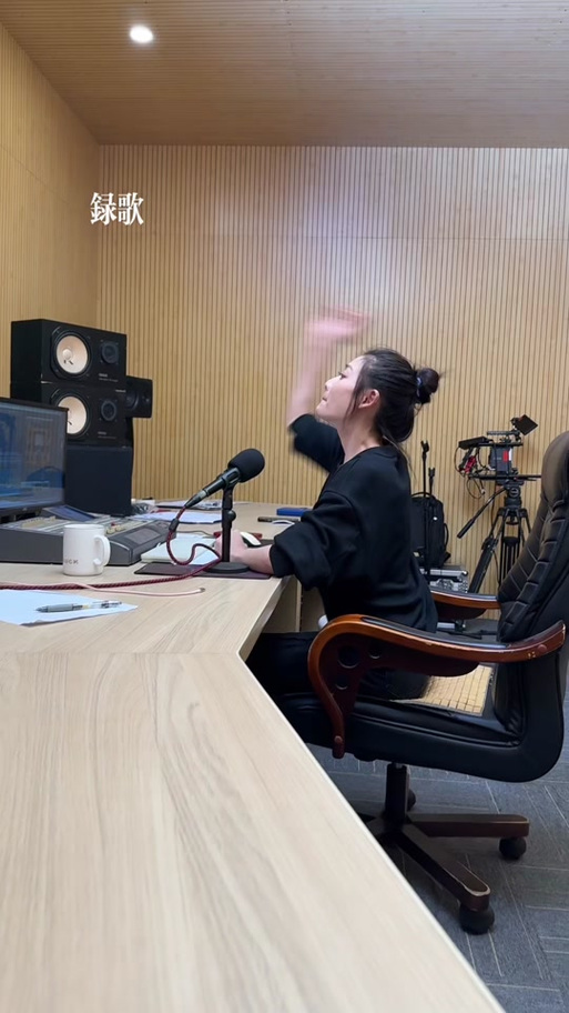 翻唱歌手怎么录歌