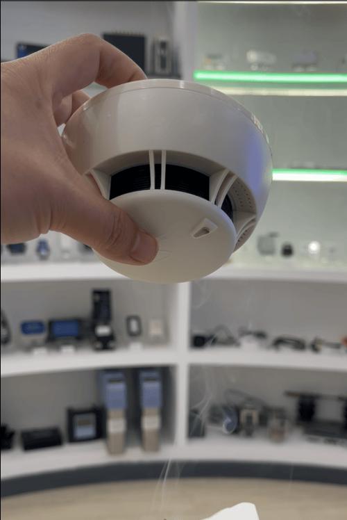 联网烟雾报警器截图3