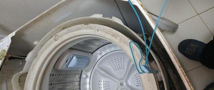 小神童洗衣机顶盖怎么卸