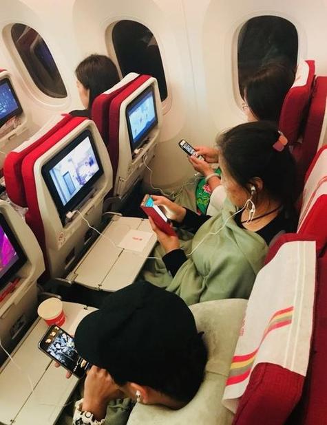 飞机飞行途中可以开网吗