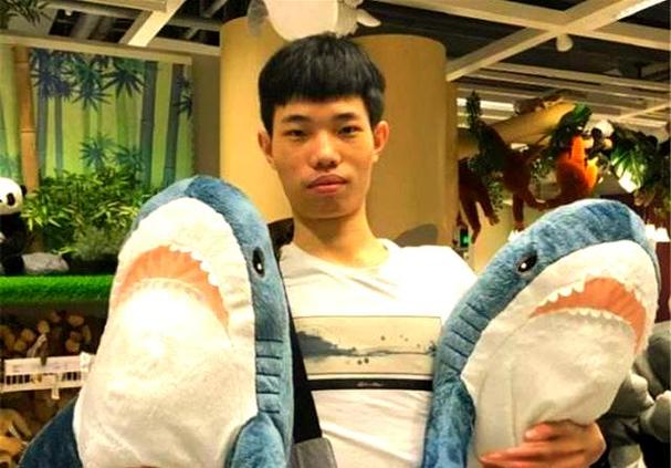 鲨鱼以前是职业选手吗