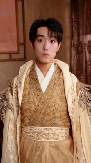 我穿越到女儿国短剧