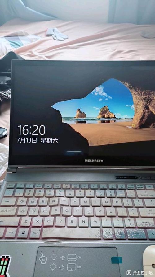 机械革命卡在登录界面