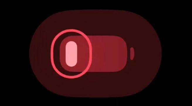 手机电量显示红色