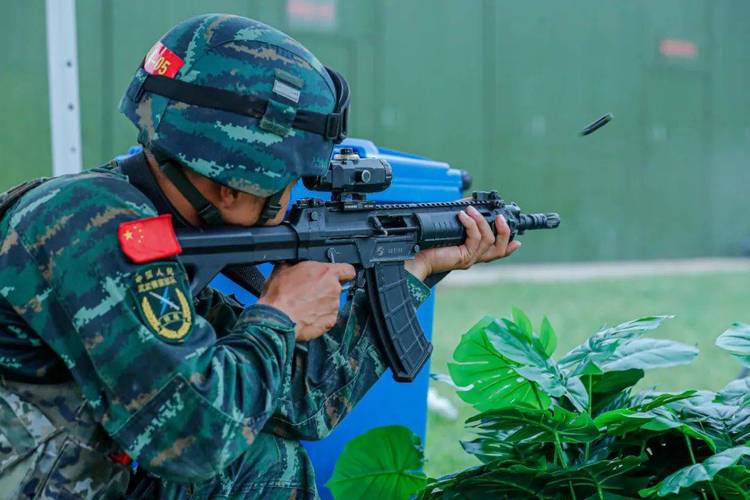 超兽武装是国漫巅峰吗