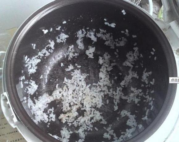 电饭锅粘锅教你一招