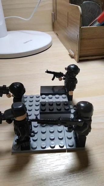 乐高士兵大战僵尸