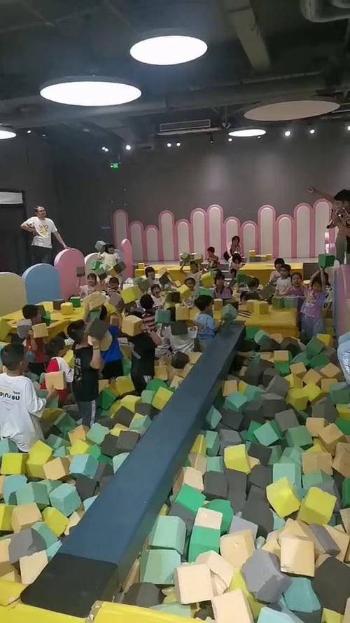 儿童乐园亲子游乐场