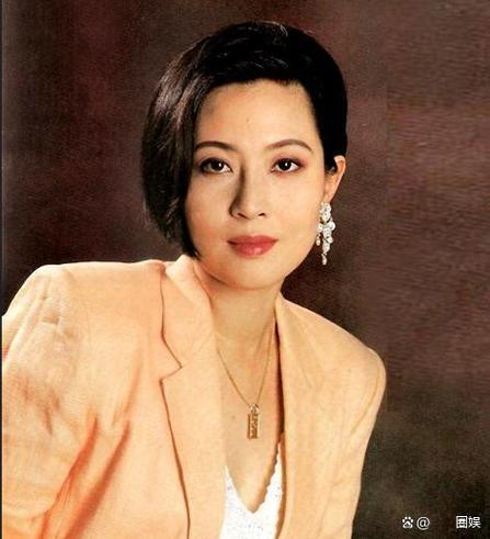 陈荟莲个人简介