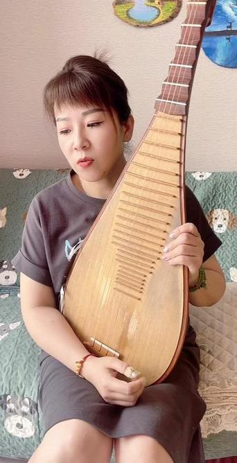 琵琶妞的视频截图3