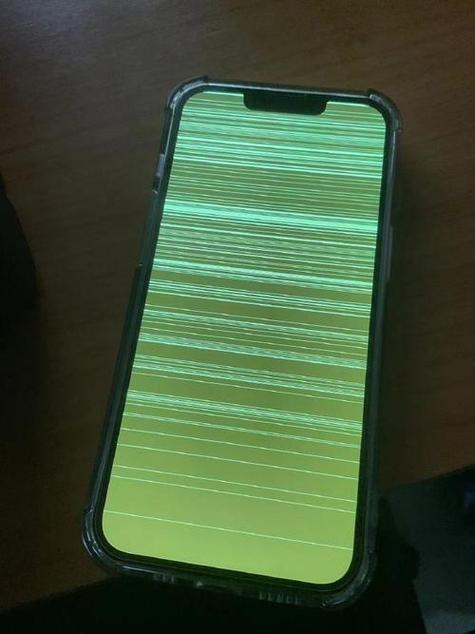 苹果手机摔绿屏了能修吗