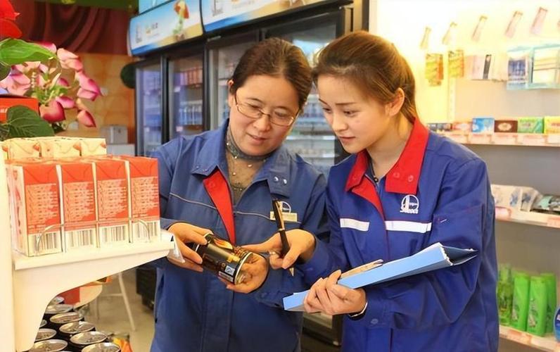 加油站站长靠什么挣钱