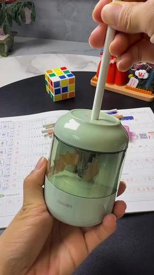 得力电动削笔器0502拆装