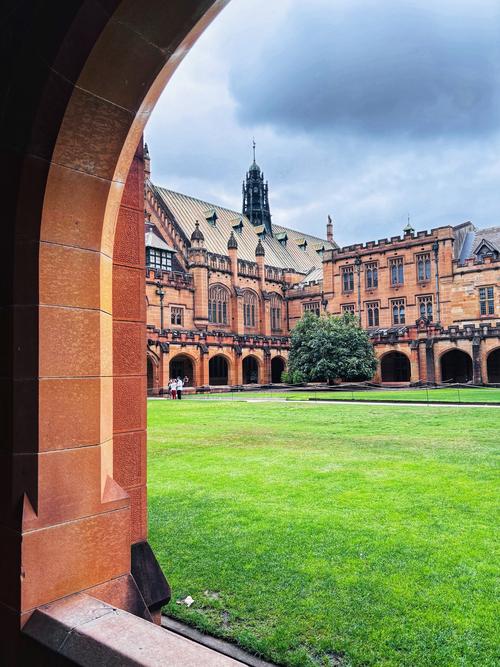澳大利亚悉尼大学