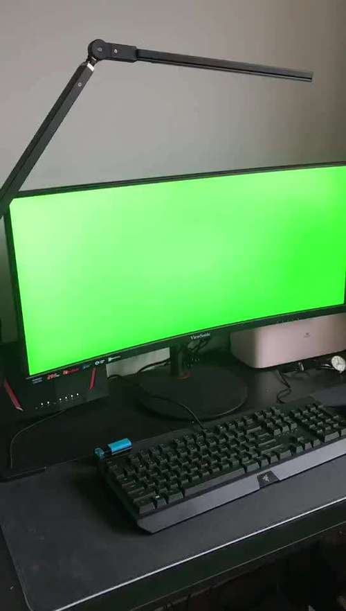 电脑突然关机但主机还在运行