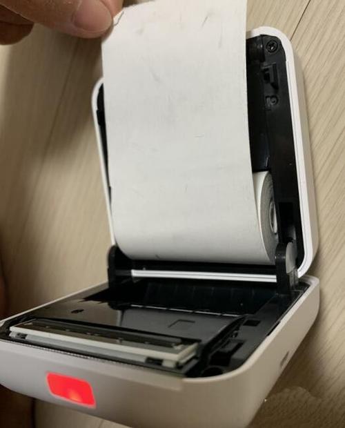 爱立熊口袋打印机怎么打开