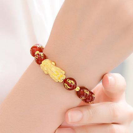 女士黄金貔貅怎么戴是正确的