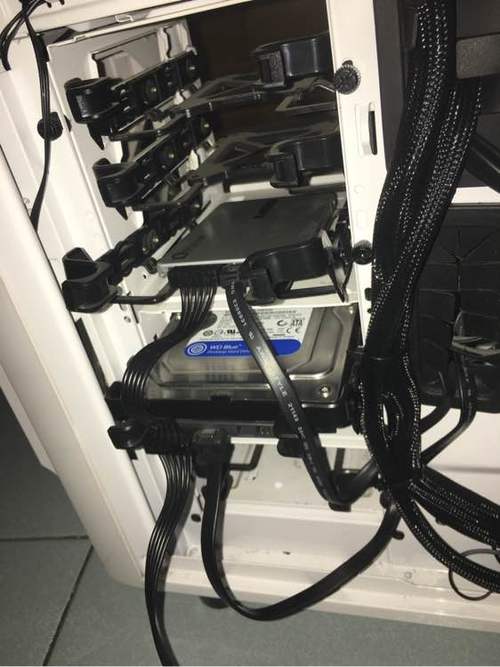 换了电源开机没反应