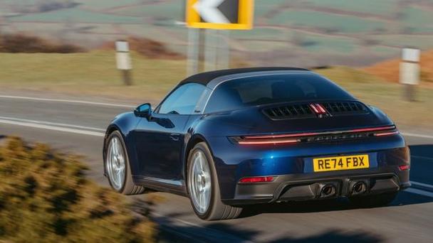 保时捷911 Targa