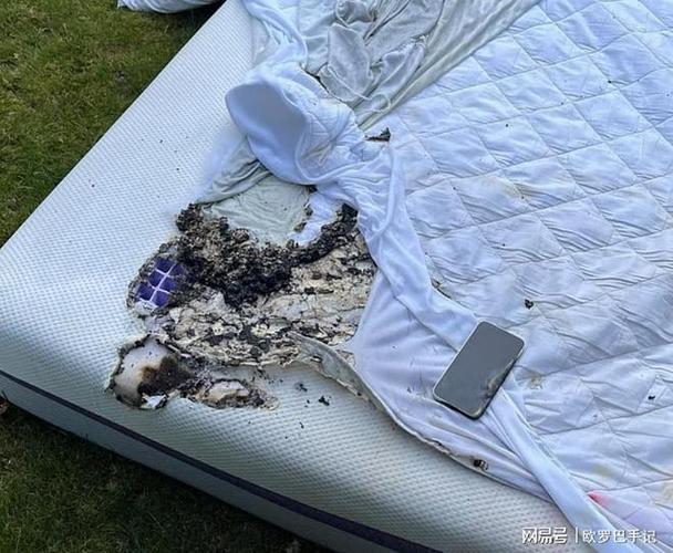 手机充电时放在枕头下的特别热
