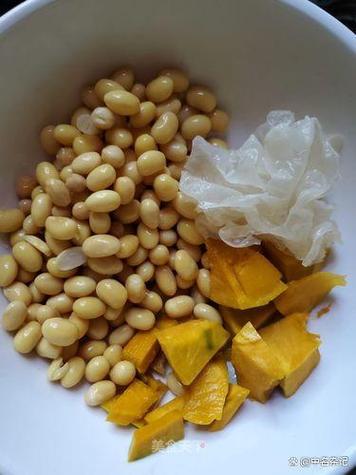 南瓜和黄豆一起喝