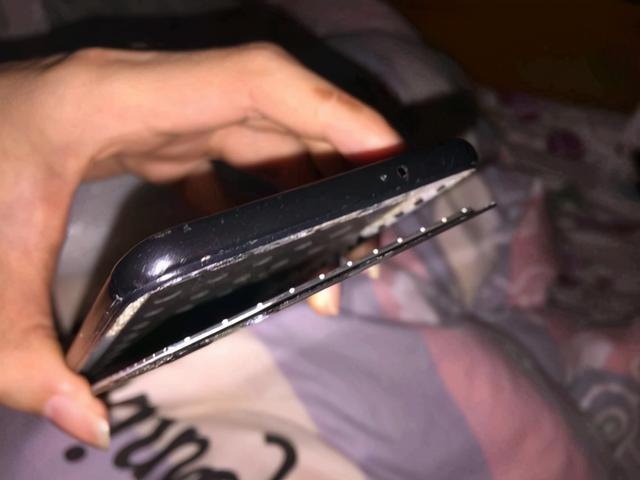 手机屏幕开胶屏幕失灵截图3