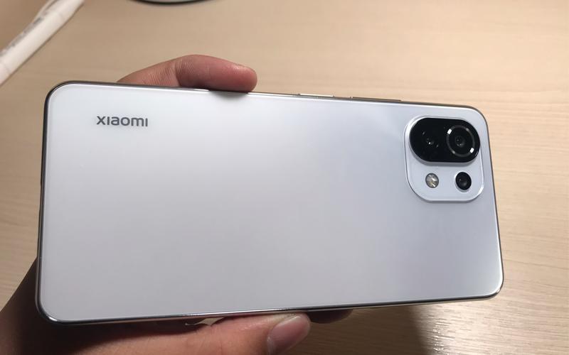 小米11青春版白色