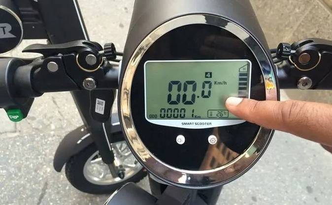 电动车无法加速