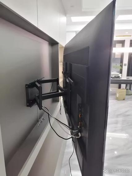 电视装墙上怎么安装示意图