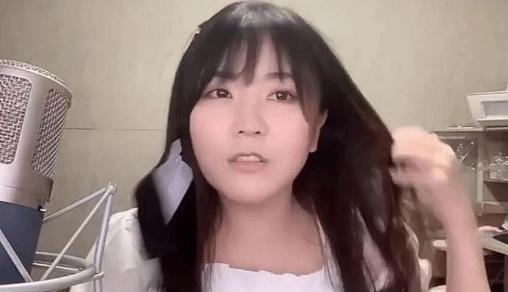 一条小团团直播间