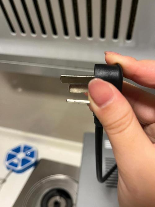 充电器插头歪了怎么办
