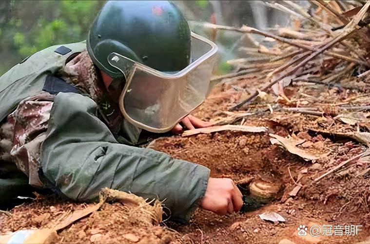 火力掩护解除地雷